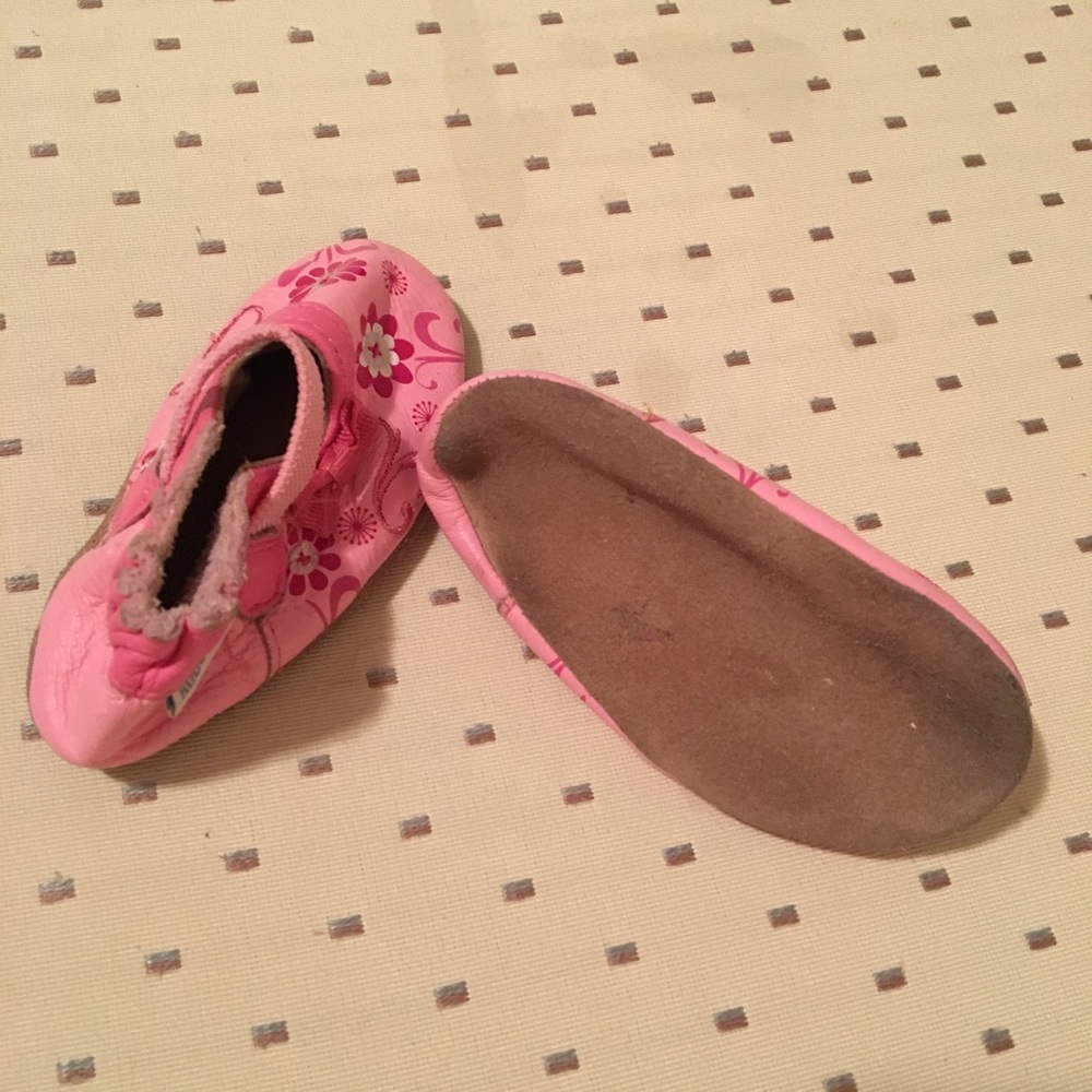 Robeez - Picture 2 of 3